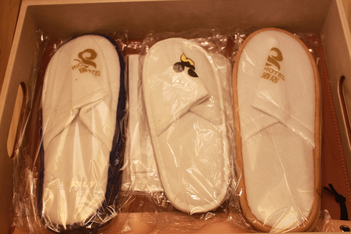 舒雅·宁静亲子房（小童玩具+温润加湿器+豪华浴缸）