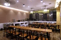 Crown Seminal Hotel
