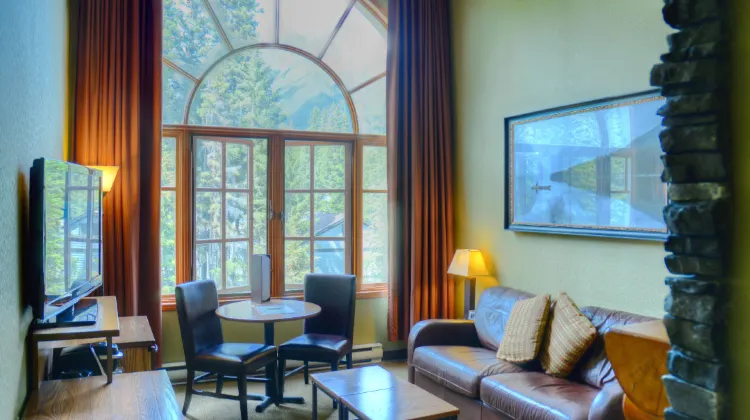 バンフ カリブー ロッジ アンド スパ 部屋