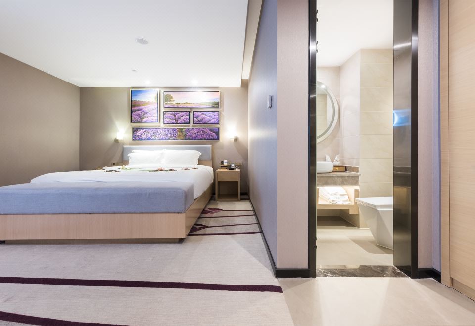 Lavande Hotel (Heyuan Wanlongcheng)Premier Romantic Room