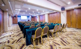 S128 Business Travel Hotel (Wuhan Xiongchu Dadao University of Technology Branch)