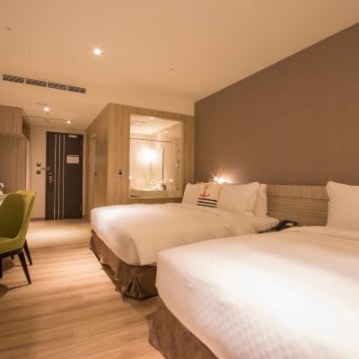 Standard Quad Room AJ Hotel Promo Code