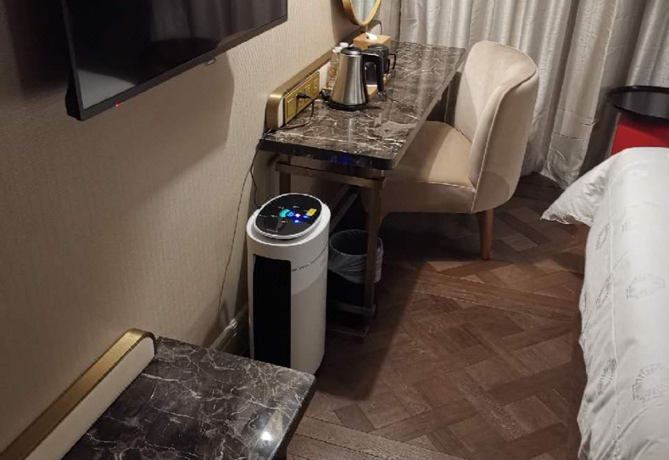 精致大床房（手机投屏）