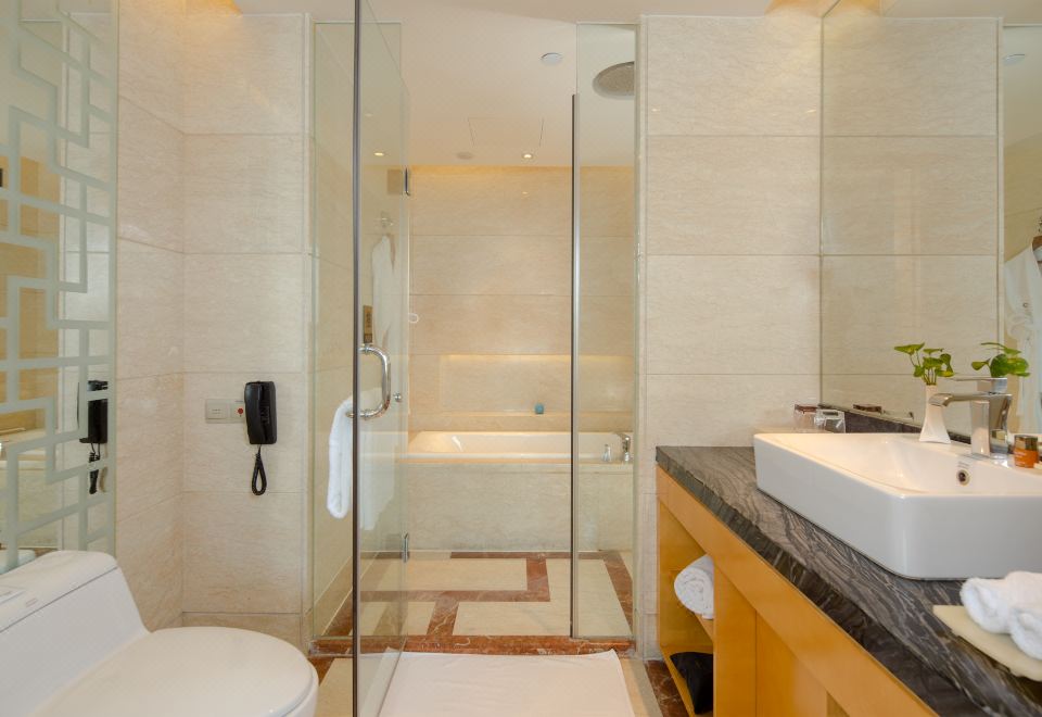 豪華大床房（超大落地觀景窗）