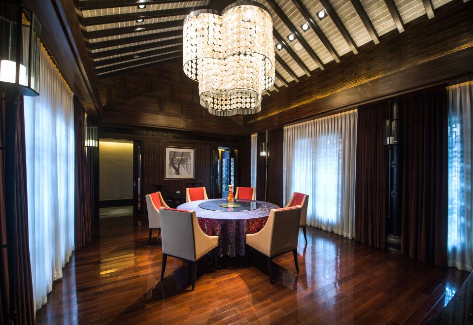 玖園總統三居別墅