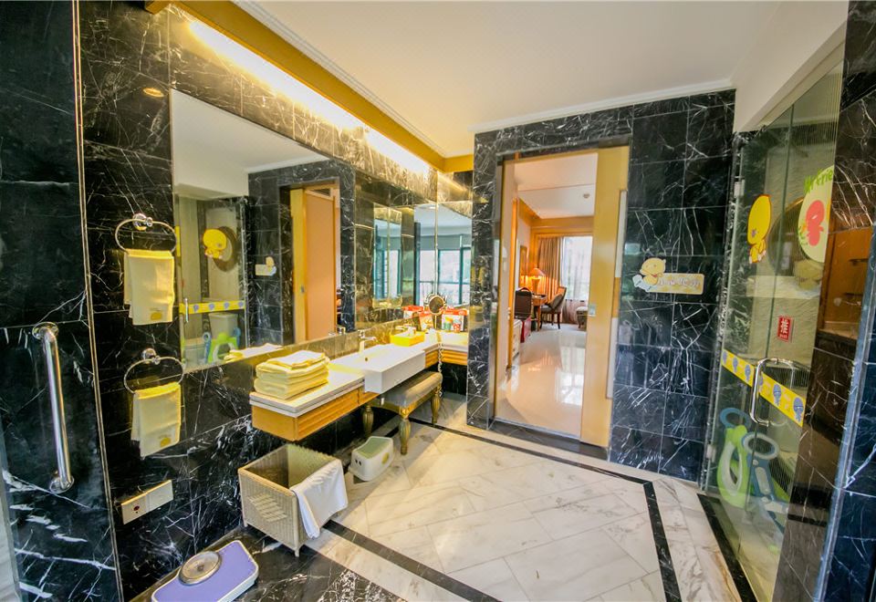 酷芽小鸡彩虹别墅套房B