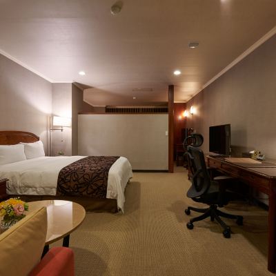 豪華四人房 新竹迎曦大飯店優惠