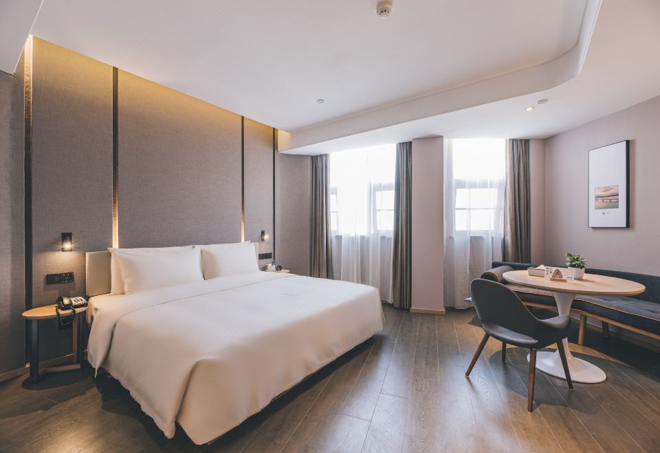 Jimu Double Bed Room