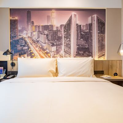 高級套房（普蘭特床墊+記憶枕+冰箱+浴袍+投影） 長沙晚報大道亞朵酒店優惠