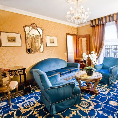 Royal Twin Suite