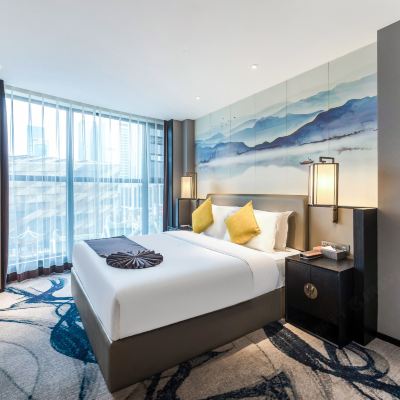 行政大床房（零壓床墊+零壓枕+小冰箱+飲料+智能馬桶+雨淋頂噴） 麗呈東谷飯店（成都天府廣場店）優惠