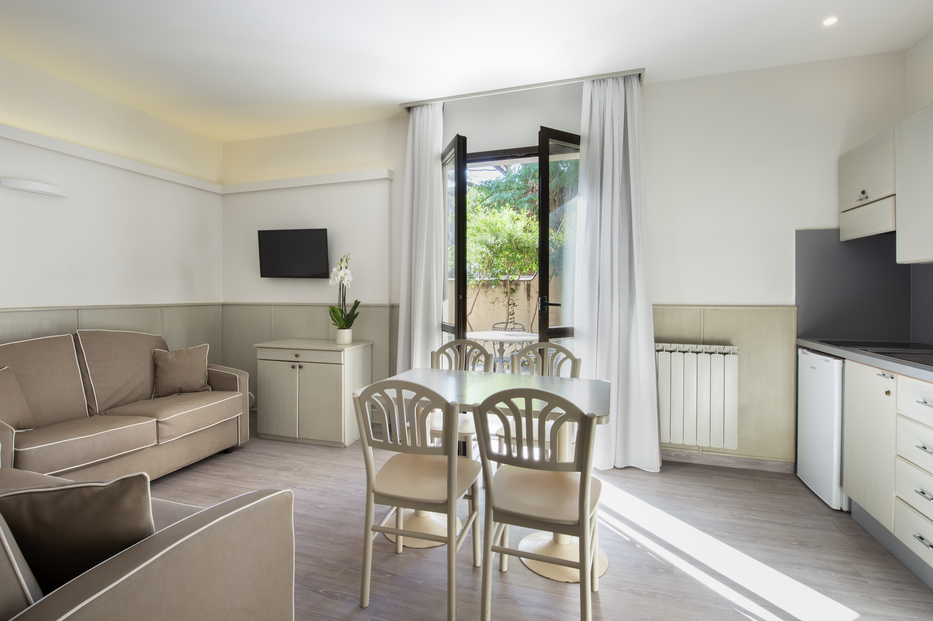 经典家庭房（副楼）