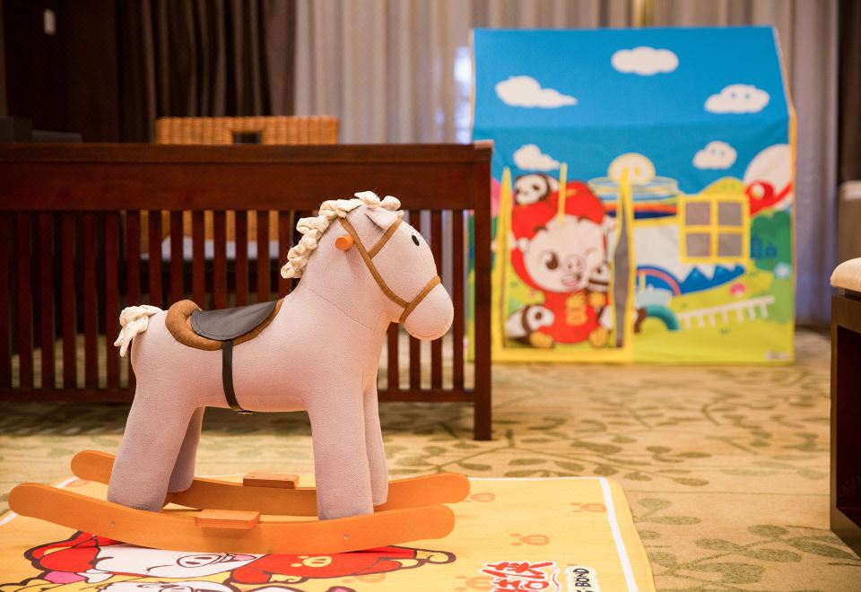 猪猪侠·酷芽亲子家庭房