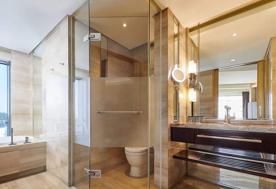 The Westin XiamenPremier Queen Room