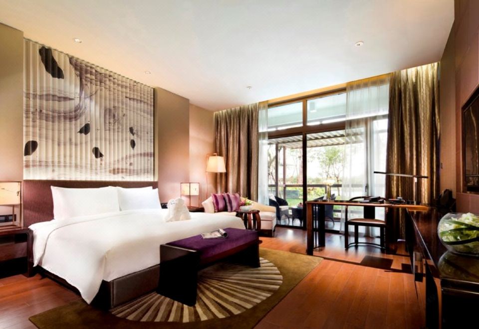 Citic Pacific Zhujiajiao Jin Jiang HotelDeluxe Garden View King Room