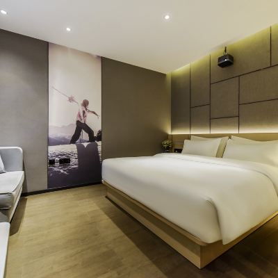 小築·影音房 何夜青年旅行飯店（西安鐘樓地鐵站店）優惠