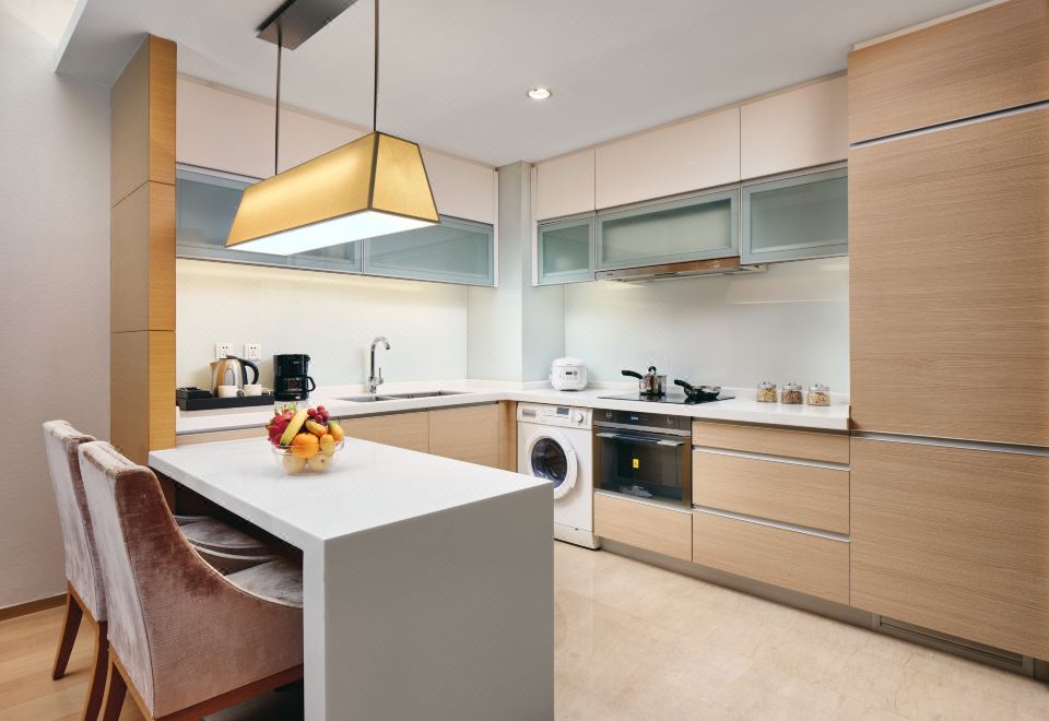 单卧套房 （客厅+厨房+冰箱+洗烘一体机）