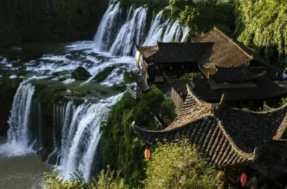 Tuwang Palace Waterfall Inn