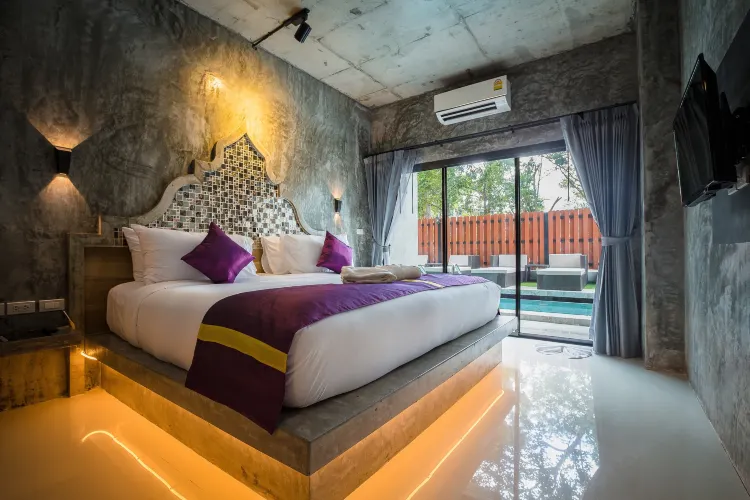 ห้องดีลักซ์ มีทางลงสระว่ายน้ำ