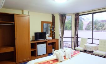 Patong Rose Guest House