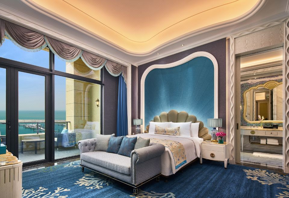 Wanda Vista Qingdao Oriental Film City HotelChairman Suite