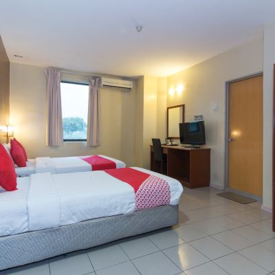 Suite Bertiga Kupon OYO 447 Comfort Hotel Meru