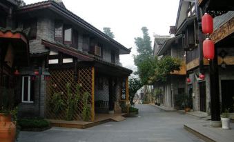 Pingle Ancient Town Yaxiangju Inn