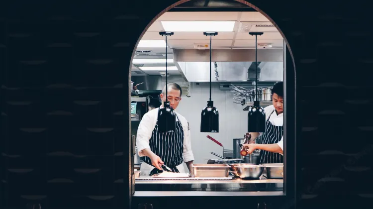 キンプトン ダー アン ホテル 食事・レストラン