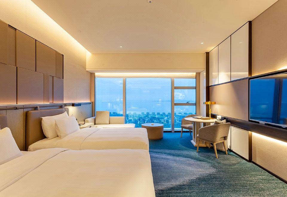 行政海景双床房（180度全落地窗看海景日出）