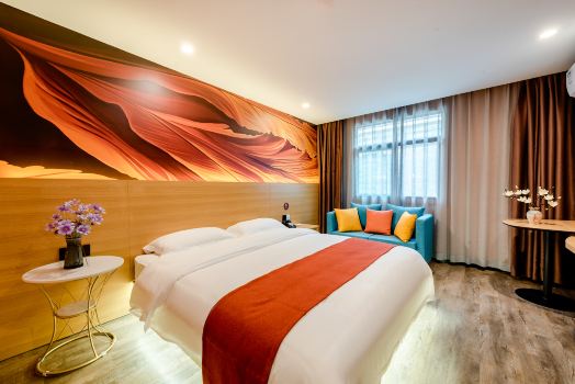 Pod Select Hotel (Xi'an Zhonggulou North Street Subway Station)