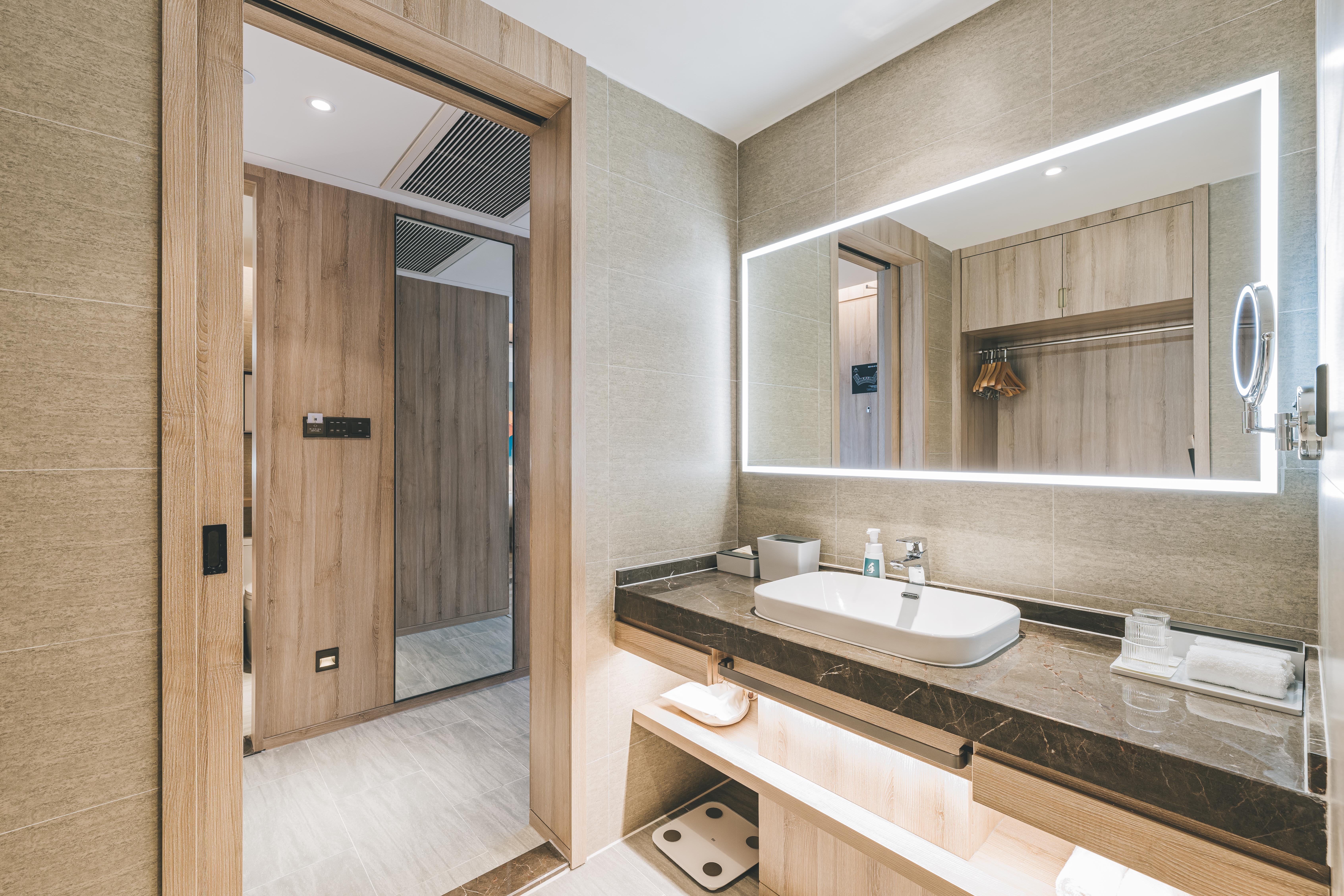 几木套房（亚朵星球深睡床垫+深睡枕+mini吧小冰箱）