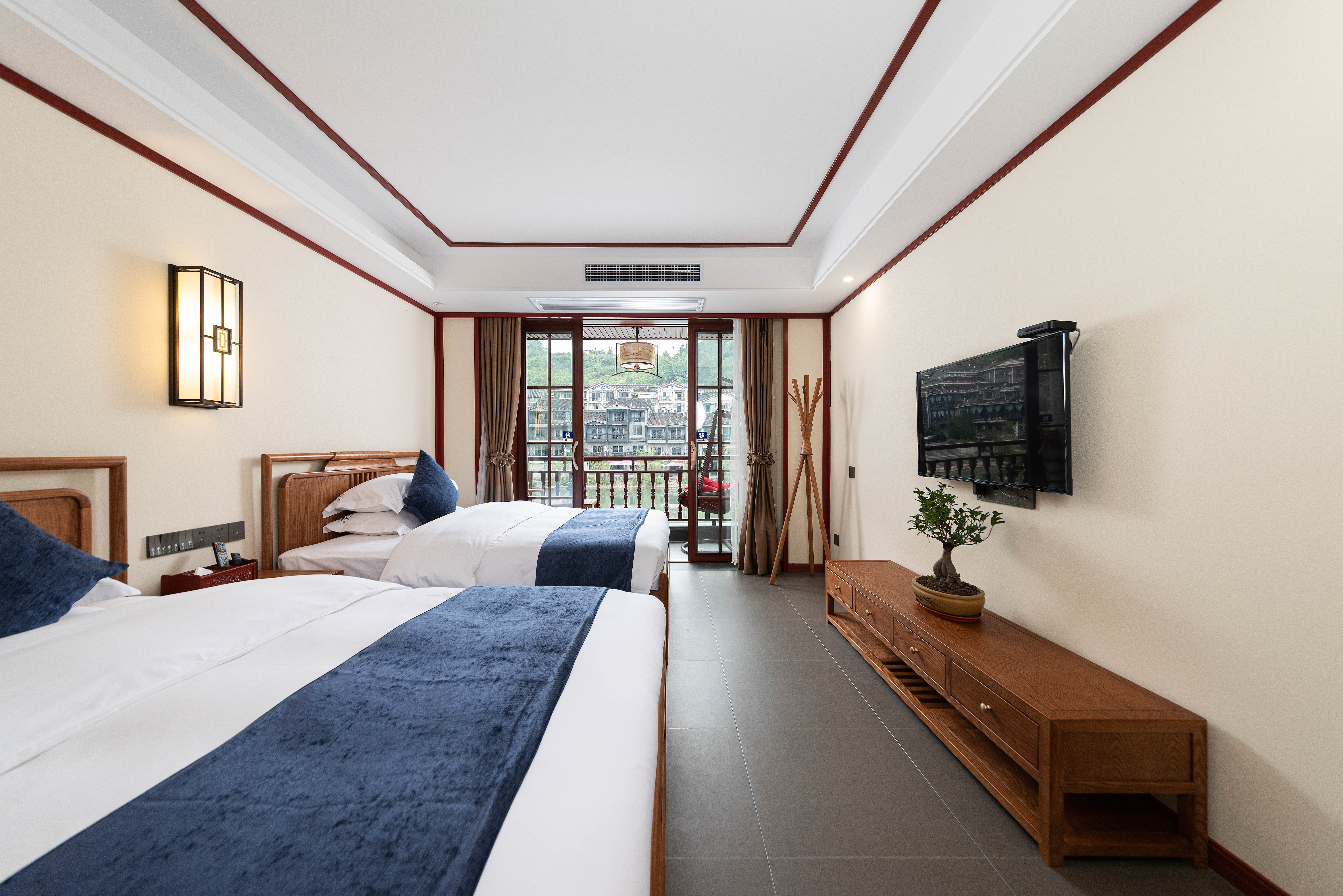 Mingchan River-View Balcony Twin Room-Large Space