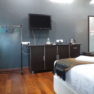 Bilik Deluxe King Kupon Jinjang Homestay