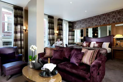 Macdonald Windsor Hotel Hotele w: 