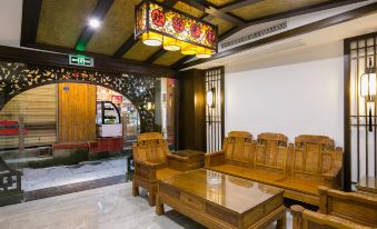 Floral Hotel ·Fenghuang Grand Riverview