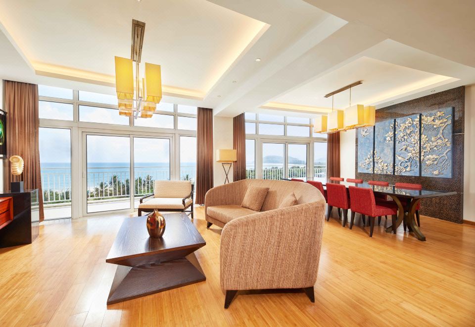 Four Points By Sheraton Shenzhou PeninsulaFour Points Grand Ocean Suite		