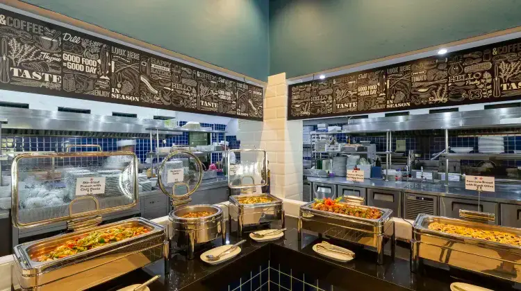 太陽之翼卡馬拉海灘度假村 餐廳