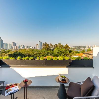 雲星·觀景大床房 | 遠眺鷺島+星空露台+解壓記憶枕頭 聆境·三丘田飯店（海底世界店）優惠