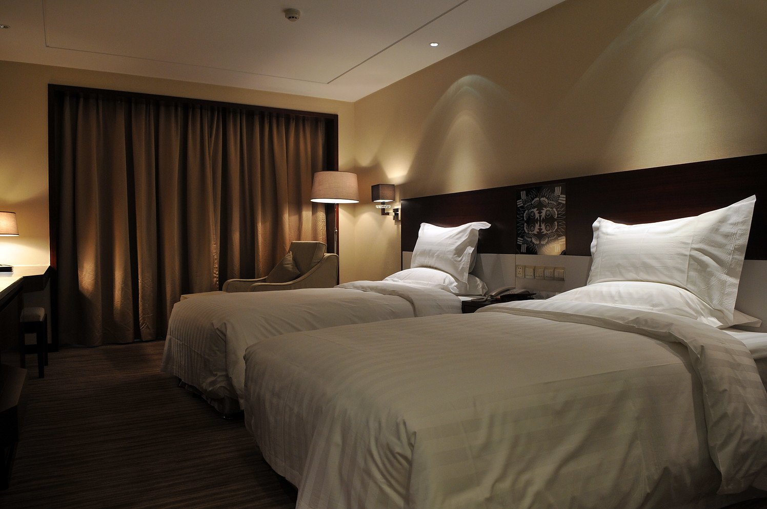 “零”壓深睡豪華雙床房