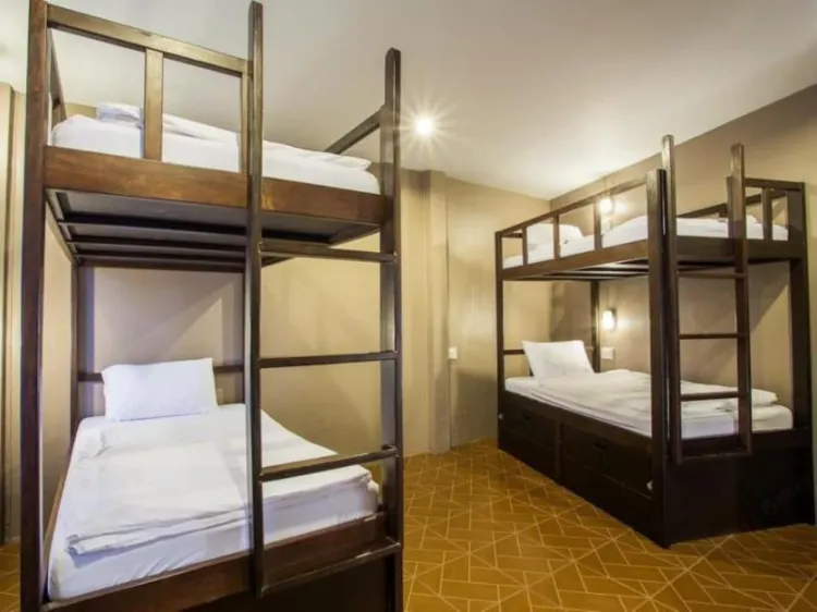 Bed in 4 Beds Mixed Dormitory with Shared Bathroom Non smoking