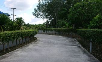 Jirayut Resort