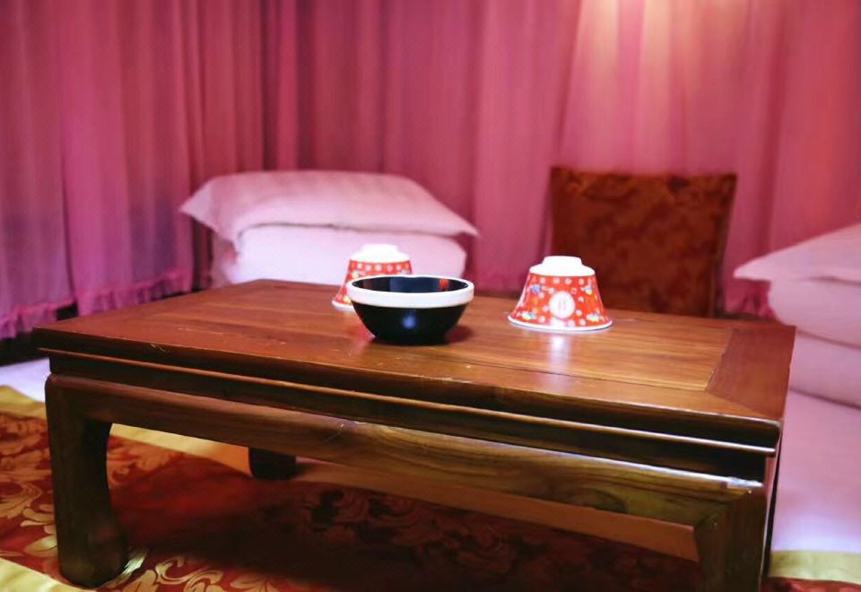 Jinshang Style Double Bed Room[Air Conditioning] (Separate Wet And Dry Bathroom) [Scenic Terrace]Enjoy The Ancient City View