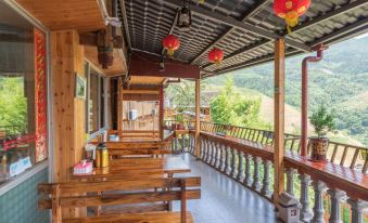 Longji Terrace Tianhailou Inn (Xishan Shaoguan View)