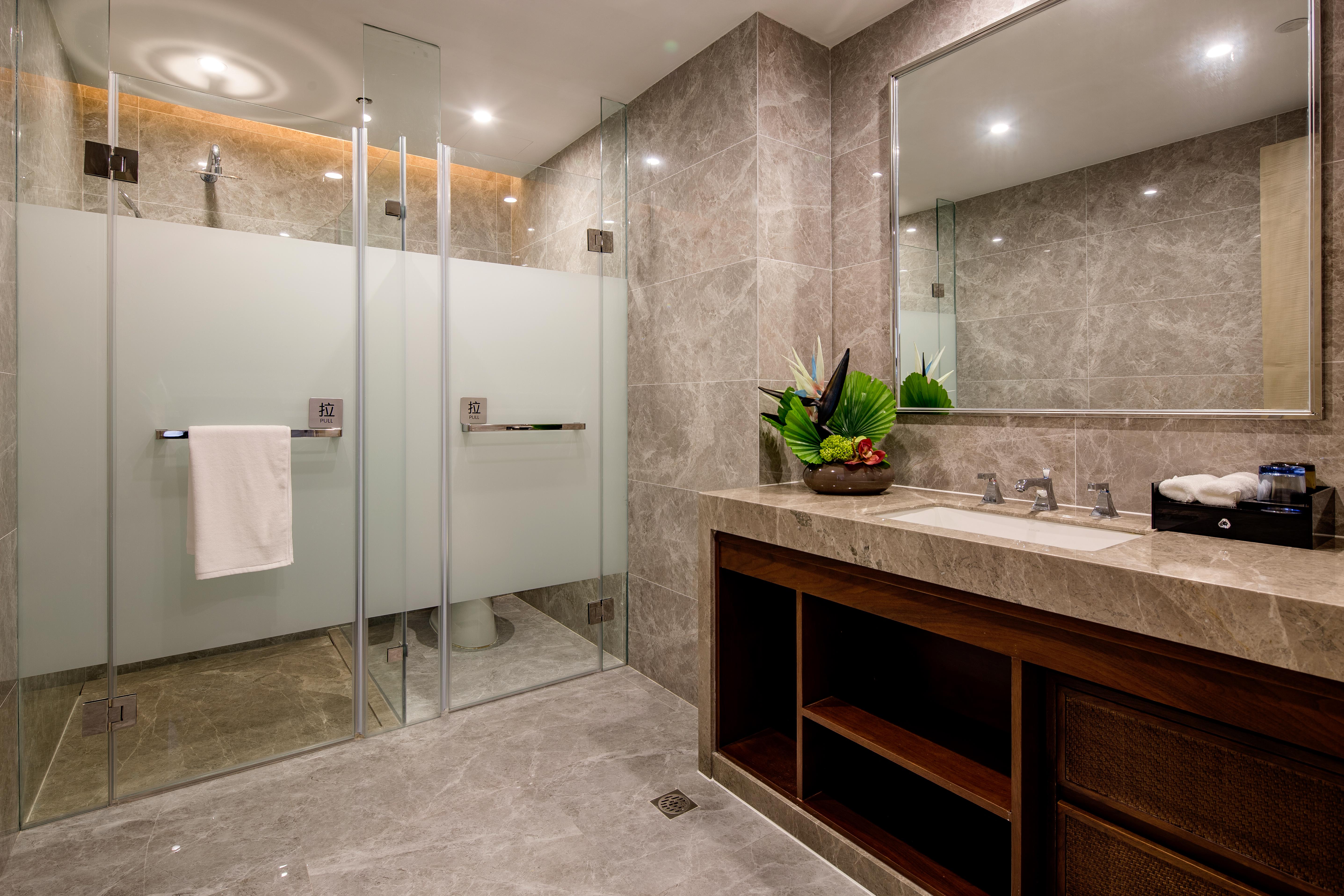 Dongfang Heyuan Hotel 尊贵亲子大床房