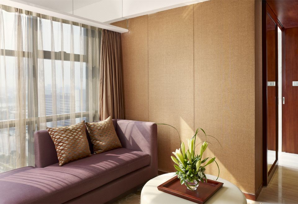 Radisson Blu Hotel LiuzhouSuperior Studio Room