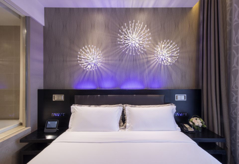 豪华大床房（小冰箱＋深度睡眠枕）　