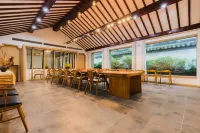 Zhenfengxuan Holiday Courtyard
