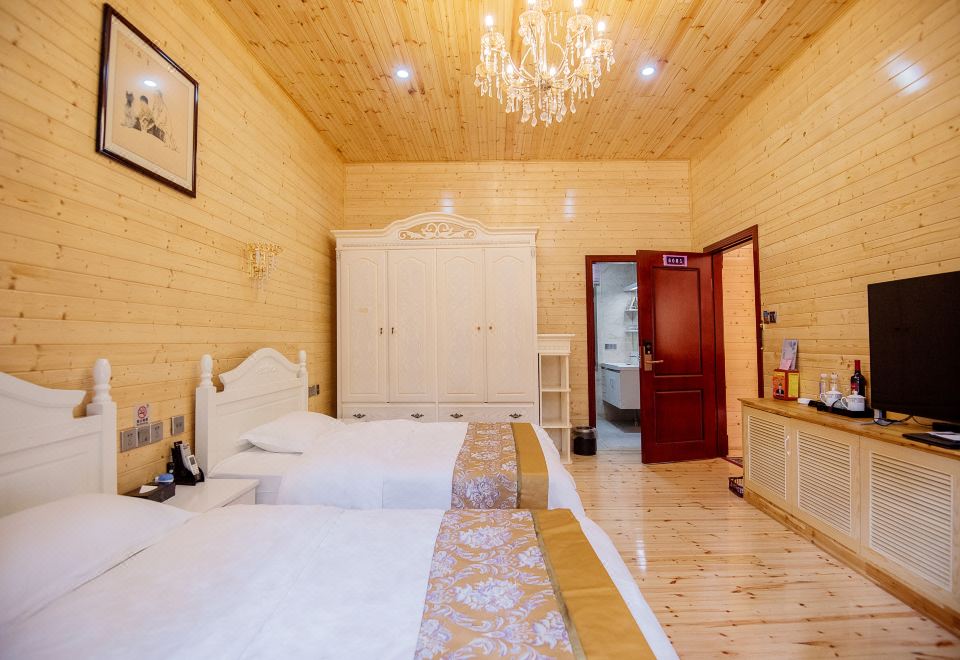 Qingsongling Cabin Twin Room