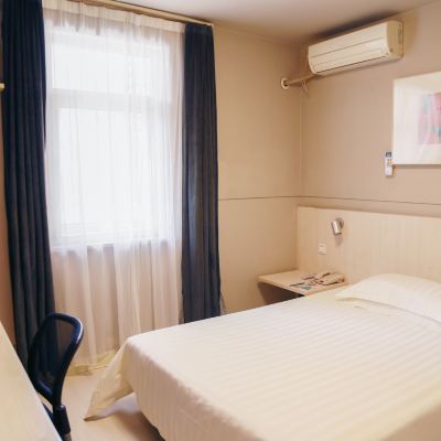 特價大床房 錦江之星（岳陽火車站店）優惠