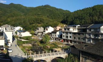 Qingyuanyue Mountain Village Qifeng Homestay